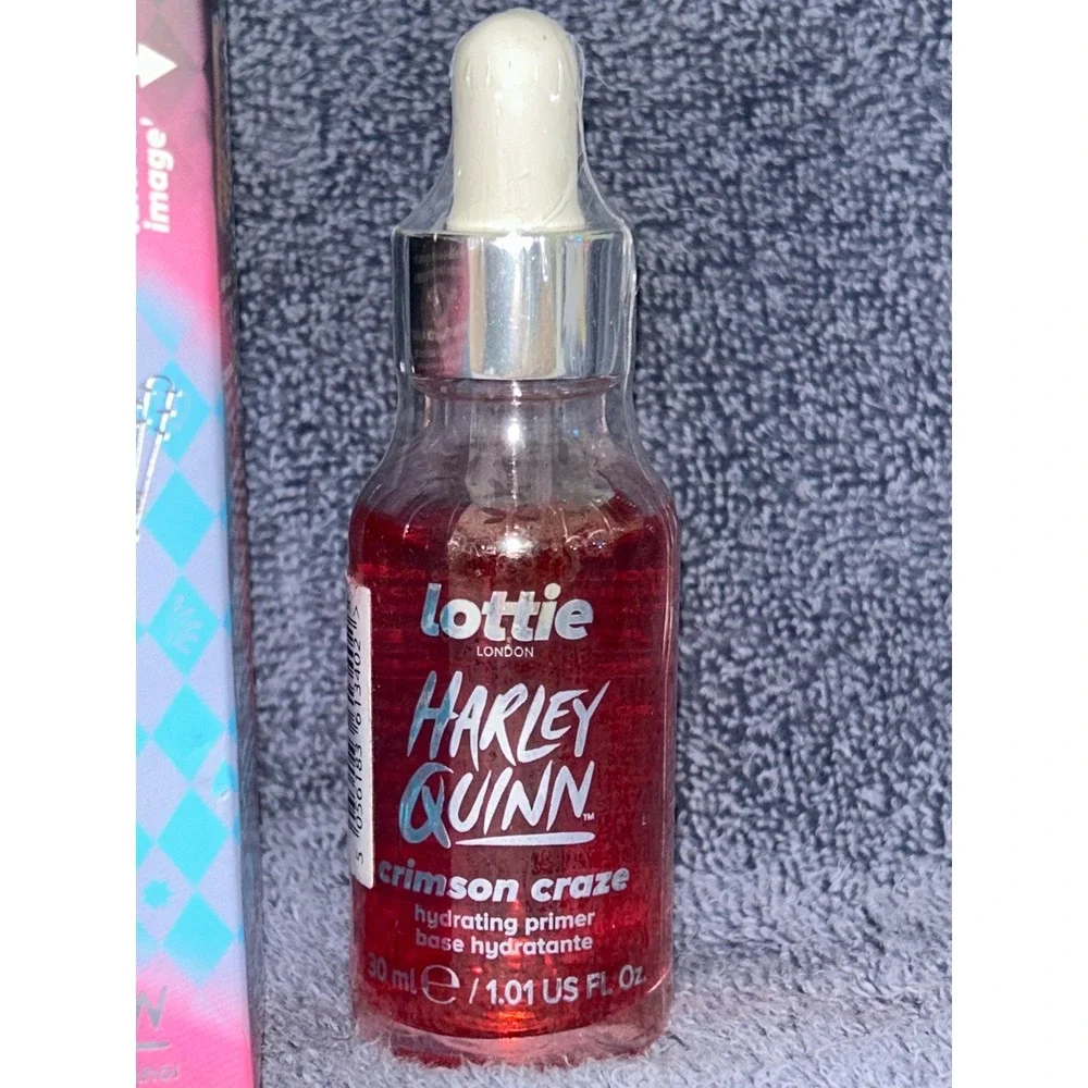 Lottie London Harley Quinn Jumbo‎ Eyeliner Black & Crimson Drops Primer